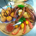 Guest house Zustrizh U Leva Pilipets
