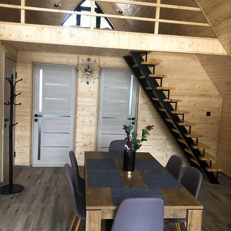 Zustrizh U Leva Guest house Pilipets